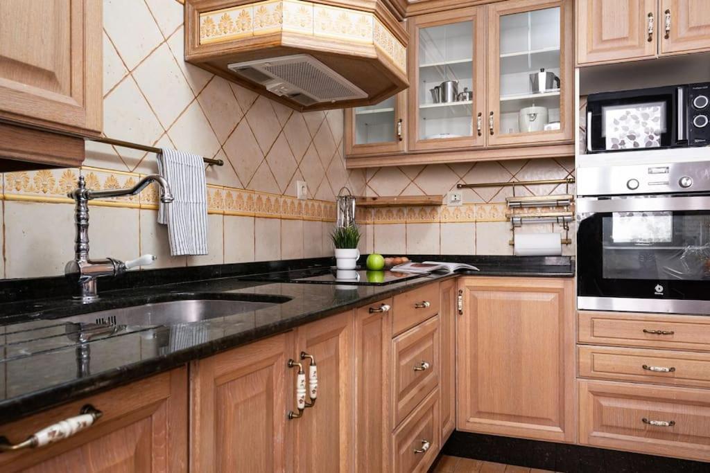 شقة Apartamento Chary خيخون المظهر الخارجي الصورة
