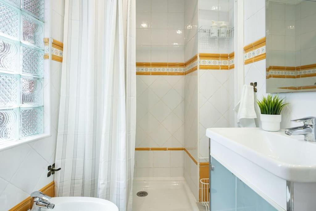 شقة Apartamento Chary خيخون المظهر الخارجي الصورة