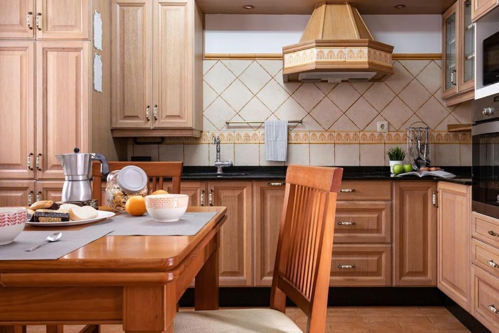 شقة Apartamento Chary خيخون المظهر الخارجي الصورة